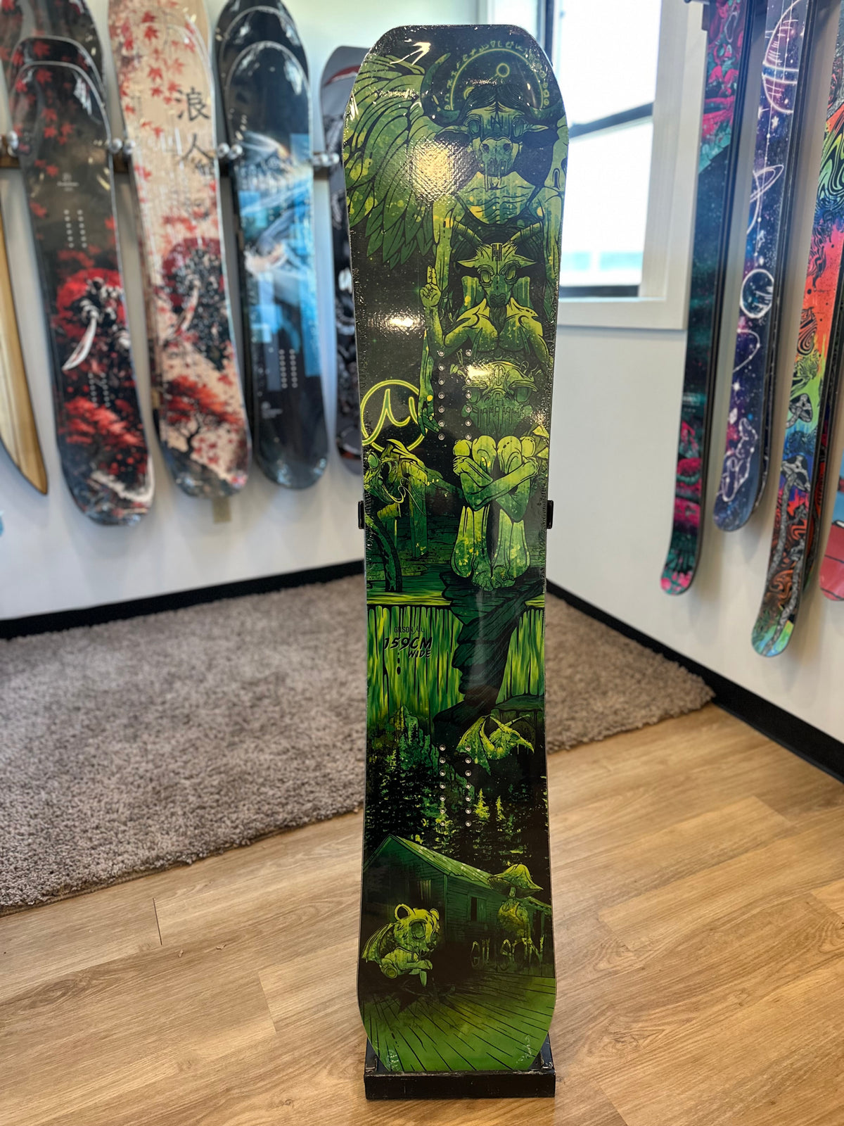 Closeout - Mourn Tree 159cm W 3D (Flatter than normal) #0648