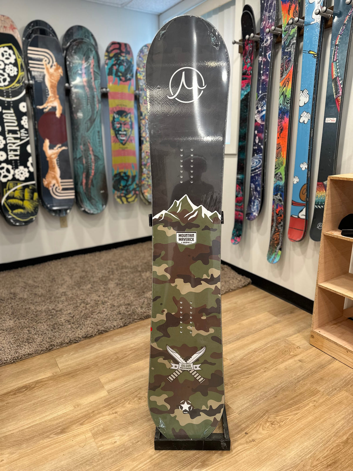 Closeout – Mountain Maverick 165W 3D (Base dimple and small top scratches) #8489