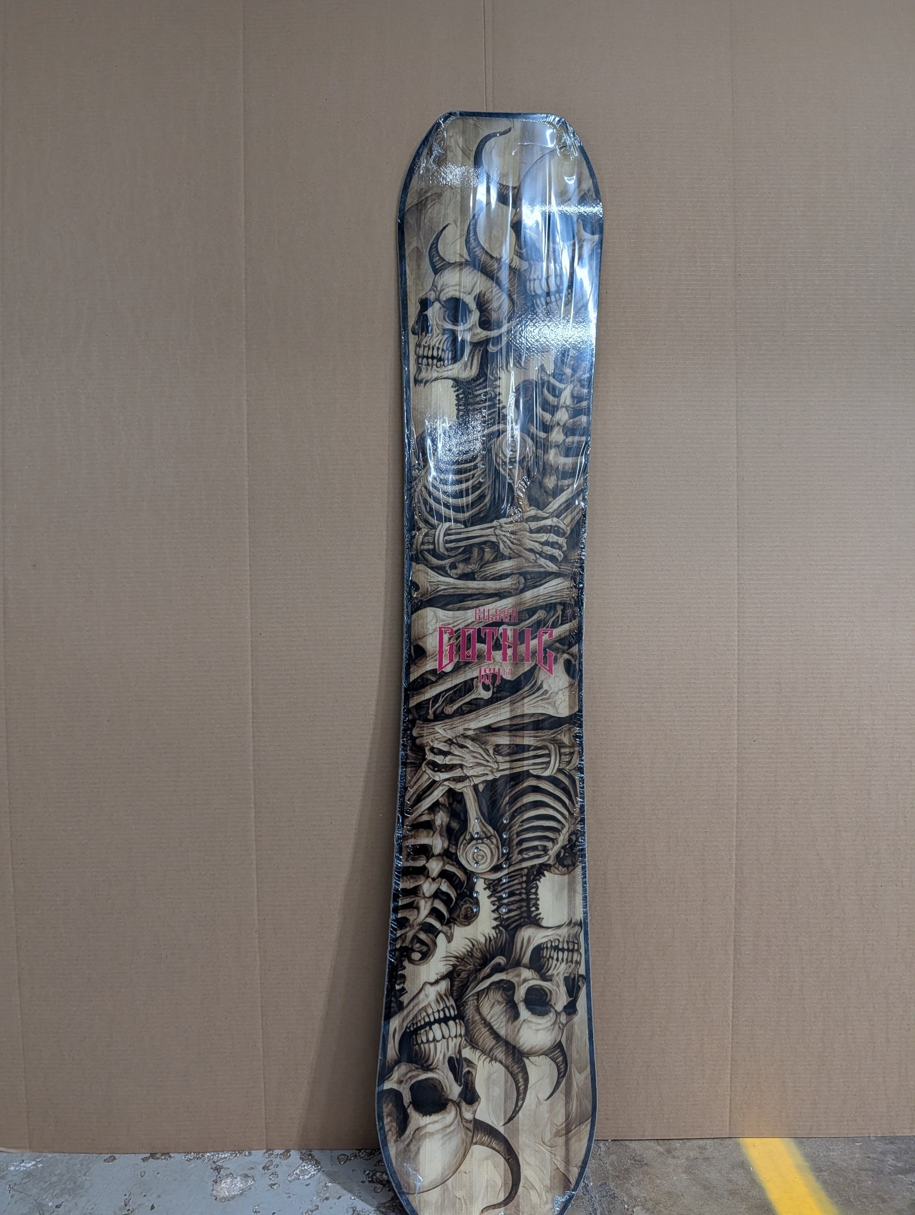 Closeout Gothic 154cm Freestyle Hybrid