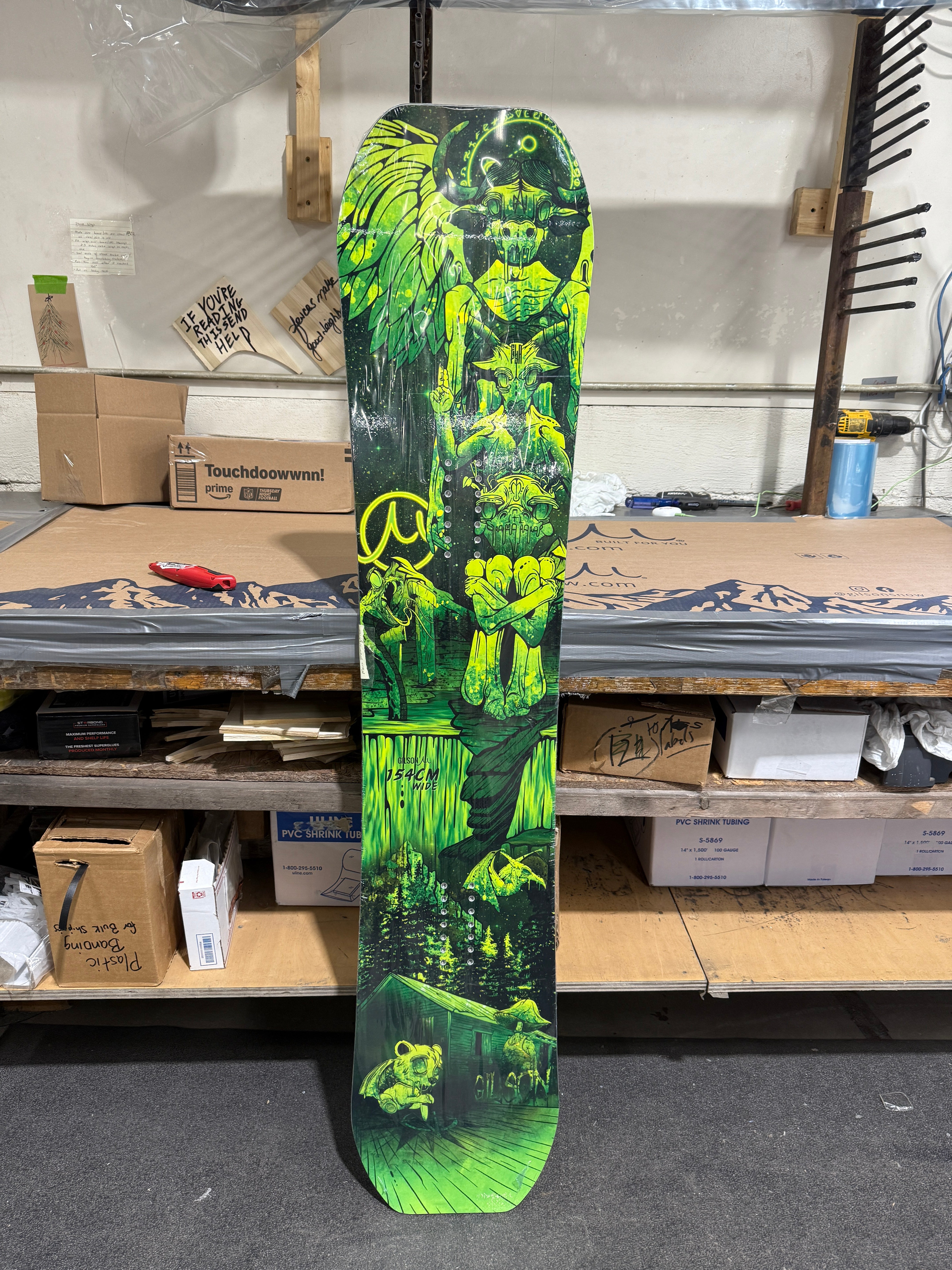 154cm WIDE Mourn Tree CLOSEOUT Snowboard 25024145