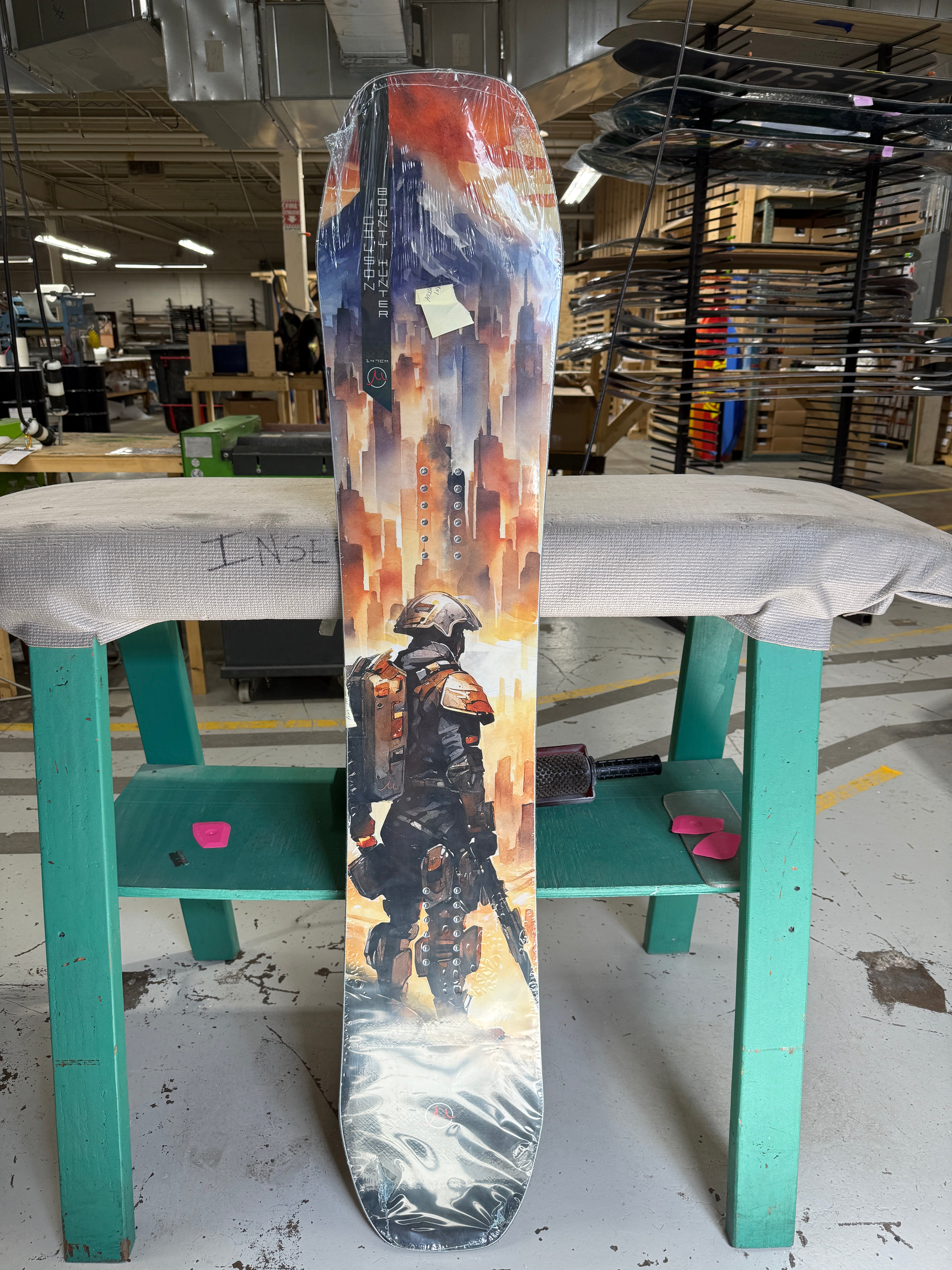 147cm Bounty Hunter Recon CLOSEOUT Snowboard 24121197