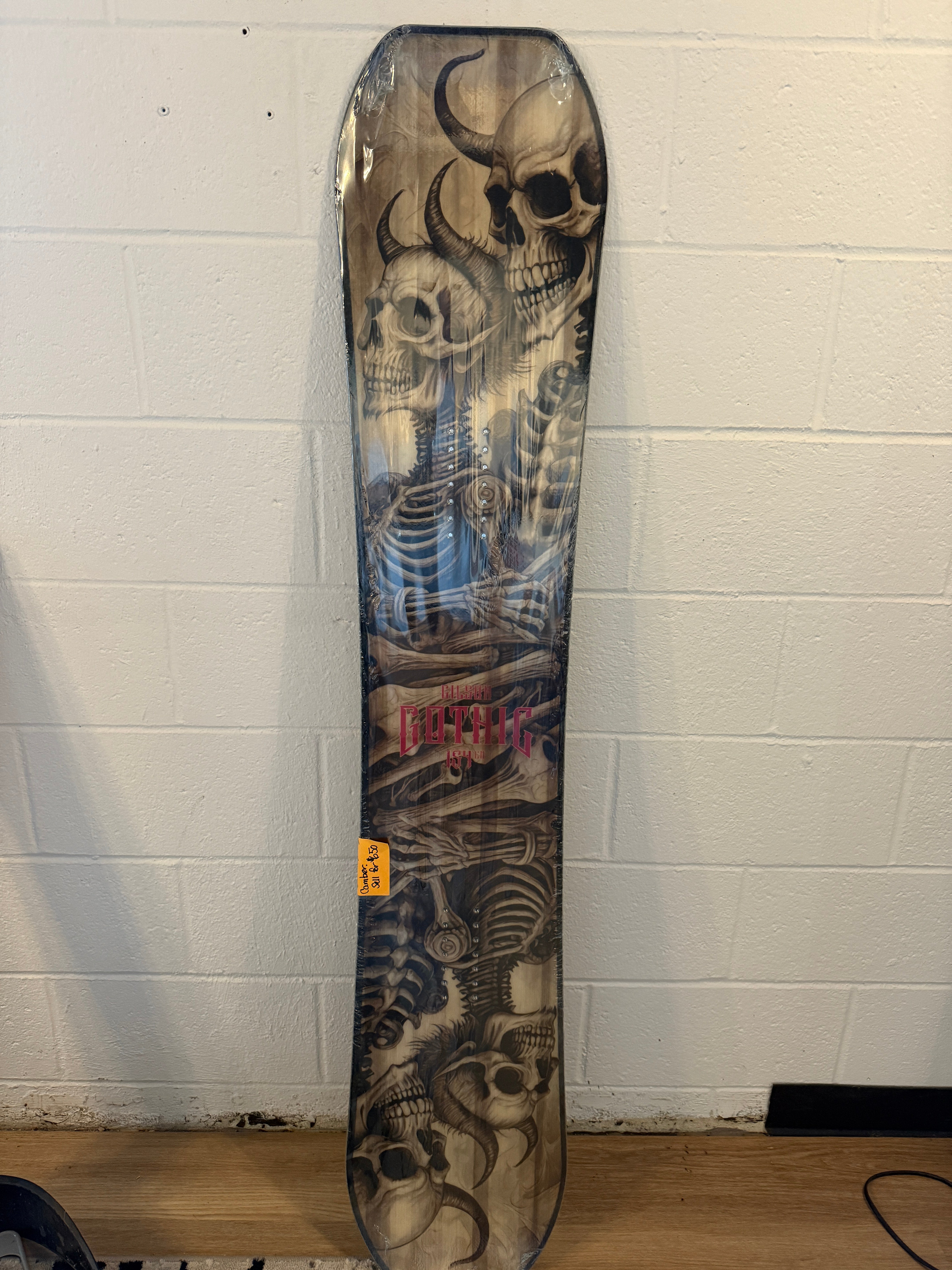 154cm Custom Gothic CLOSEOUT Snowboard 24126326