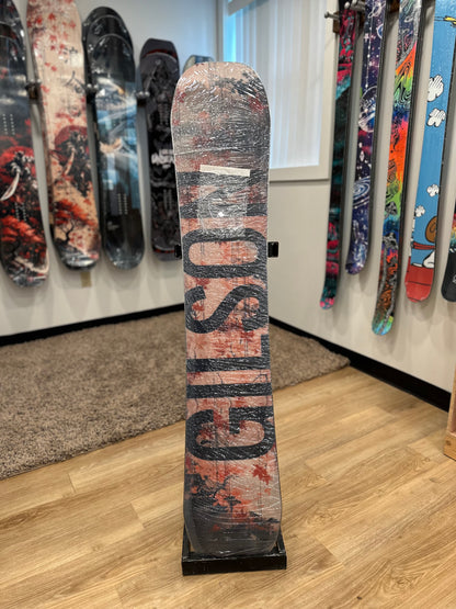 Closeout - 2027 Dark Bounty 147cm 3D (Base dimples/Low spots) #3119