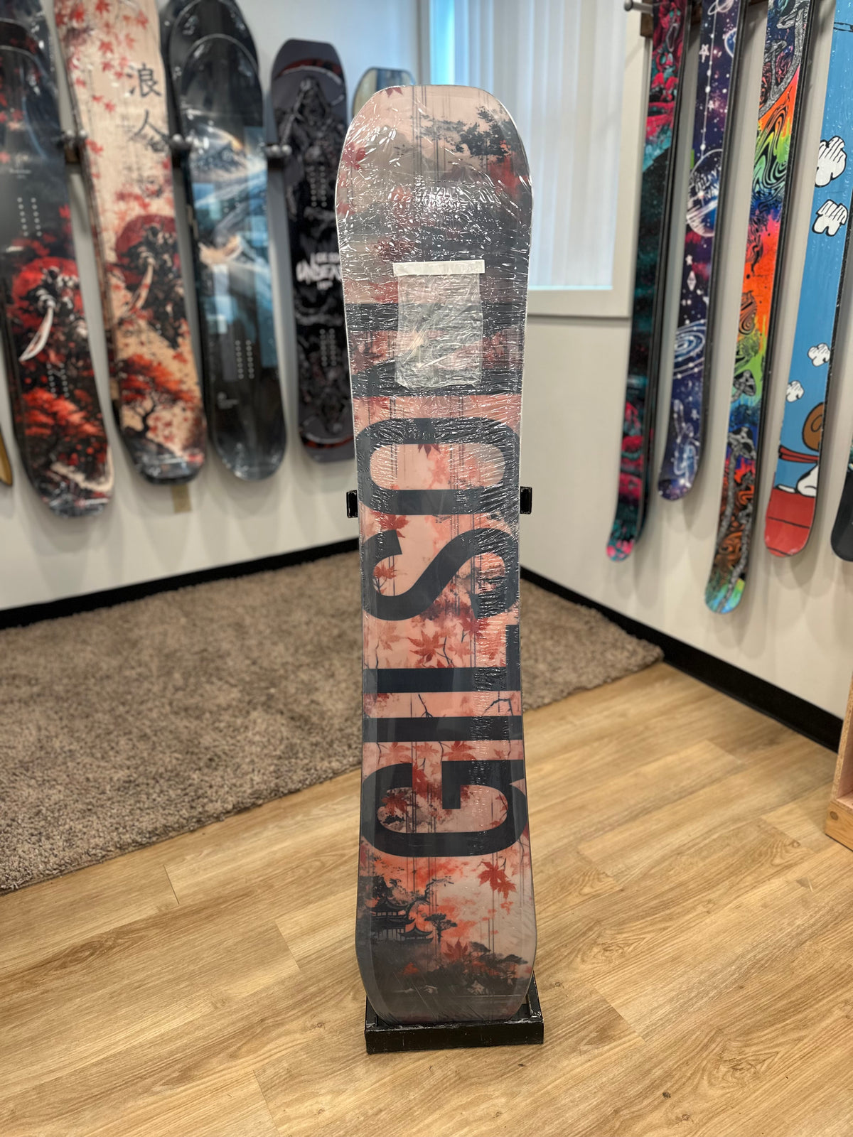 Closeout - 2027 Light Bounty Hunter 157cm 3D (Base dimple) #8293