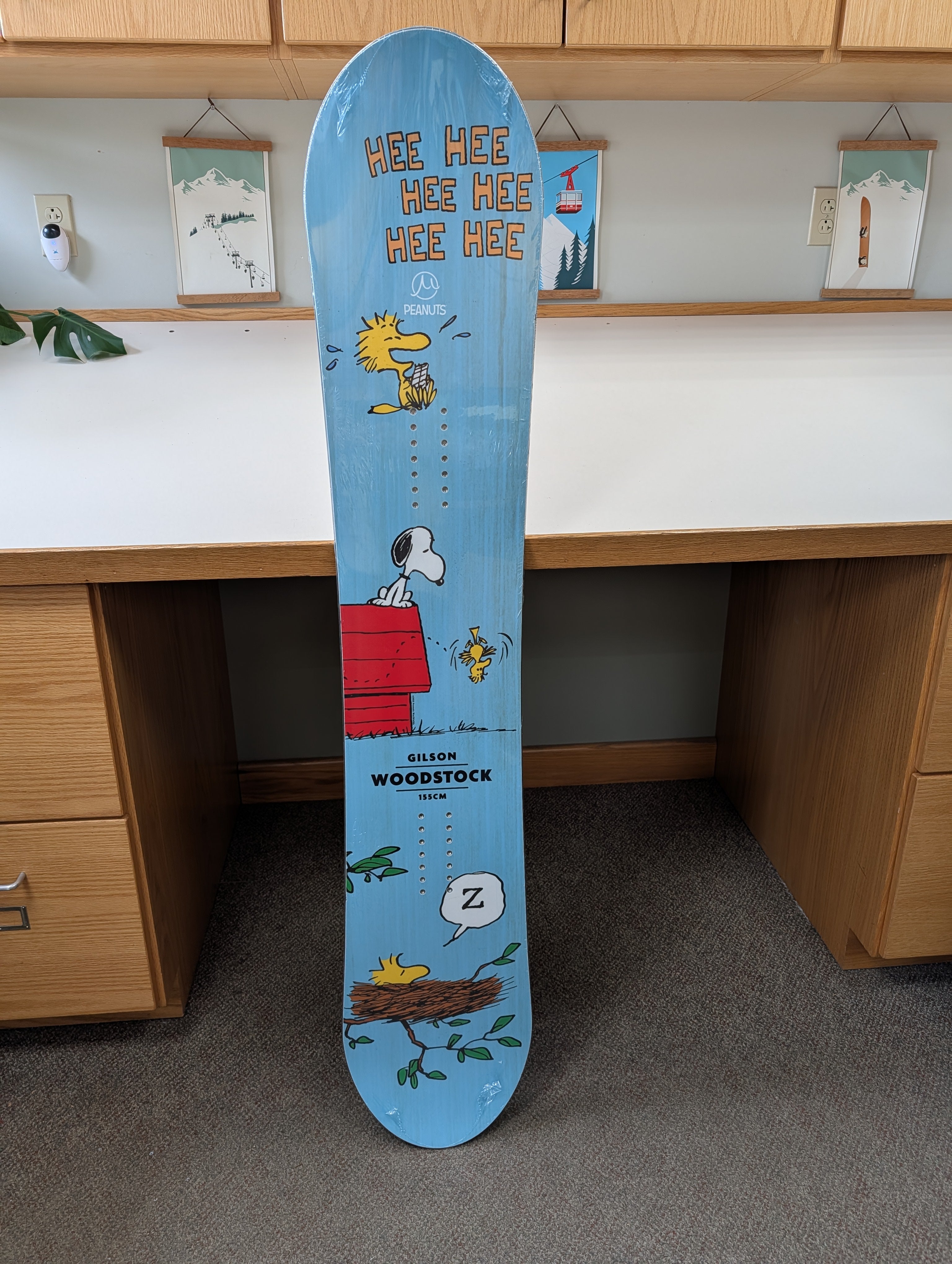 Closeout 5658 - Peanuts Woodstock 155 Snowboard (NEW)